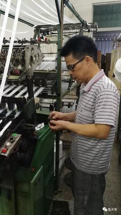 兩天等仔廣東創(chuàng)業(yè),每年為家鄉(xiāng)工仔付薪三百萬,產(chǎn)品可繞地球三圈